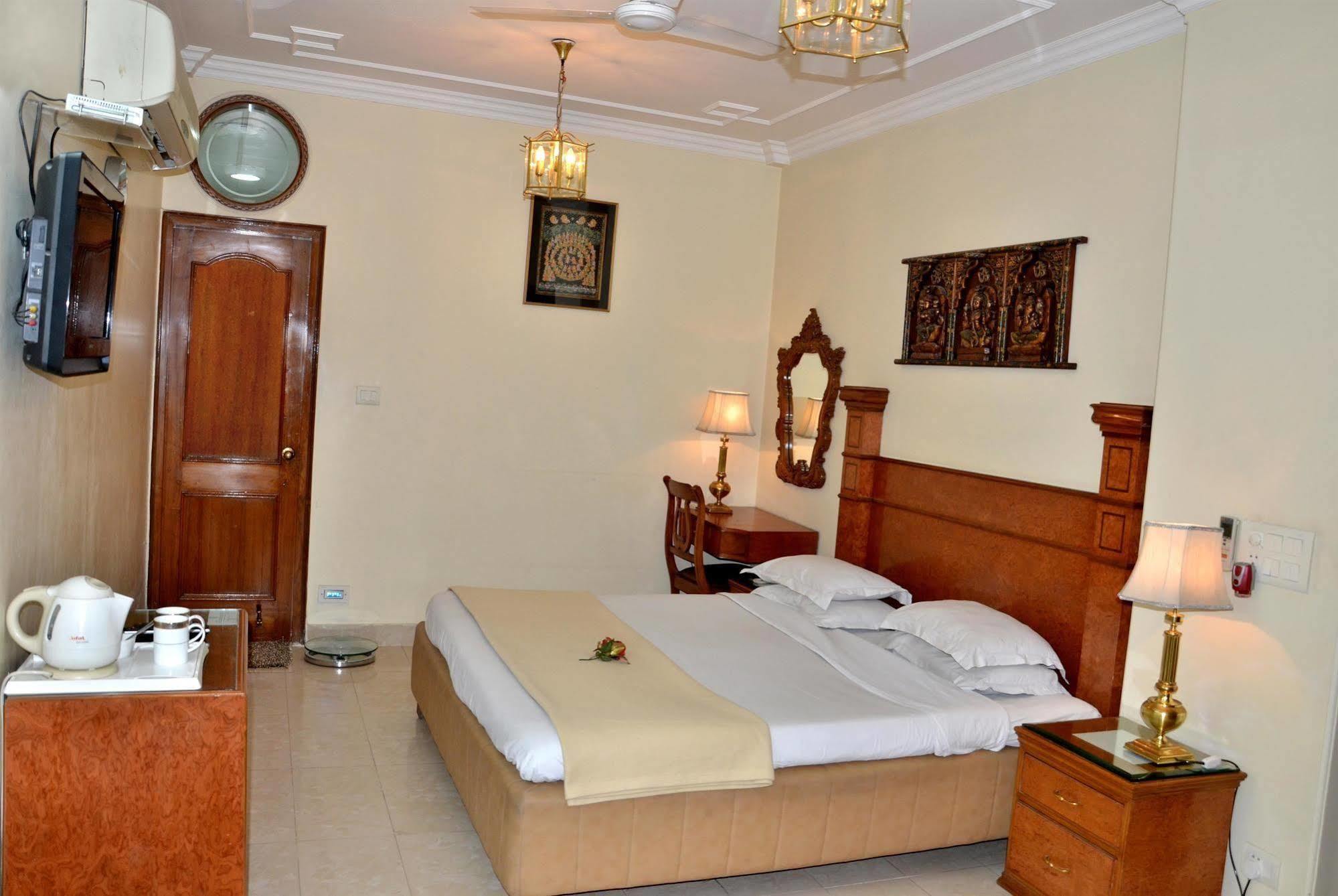 Bajaj Indian Home Stay Nueva Delhi Exterior foto